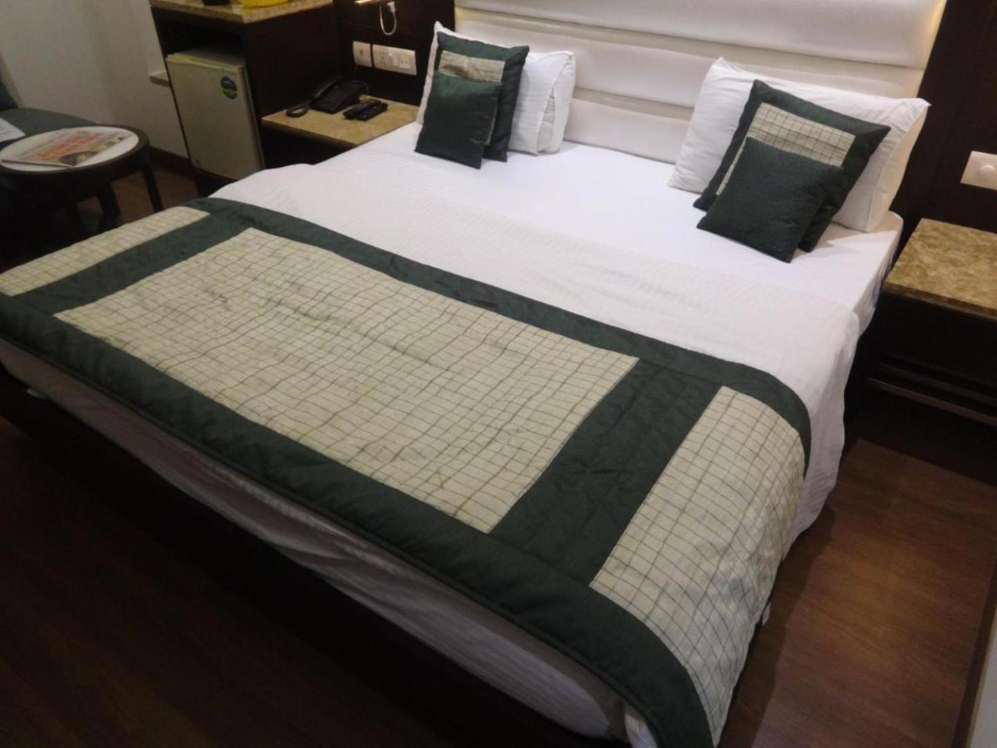 Hotel Chanchal Continental - 02 Mins From New Delhi Railway Station Екстериор снимка