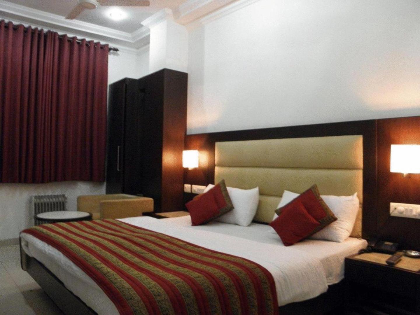 Hotel Chanchal Continental - 02 Mins From New Delhi Railway Station Екстериор снимка