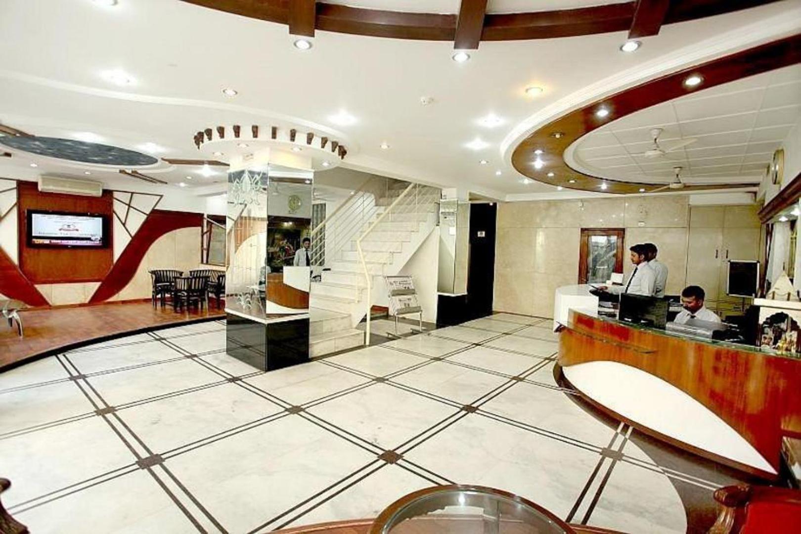Hotel Chanchal Continental - 02 Mins From New Delhi Railway Station Интериор снимка