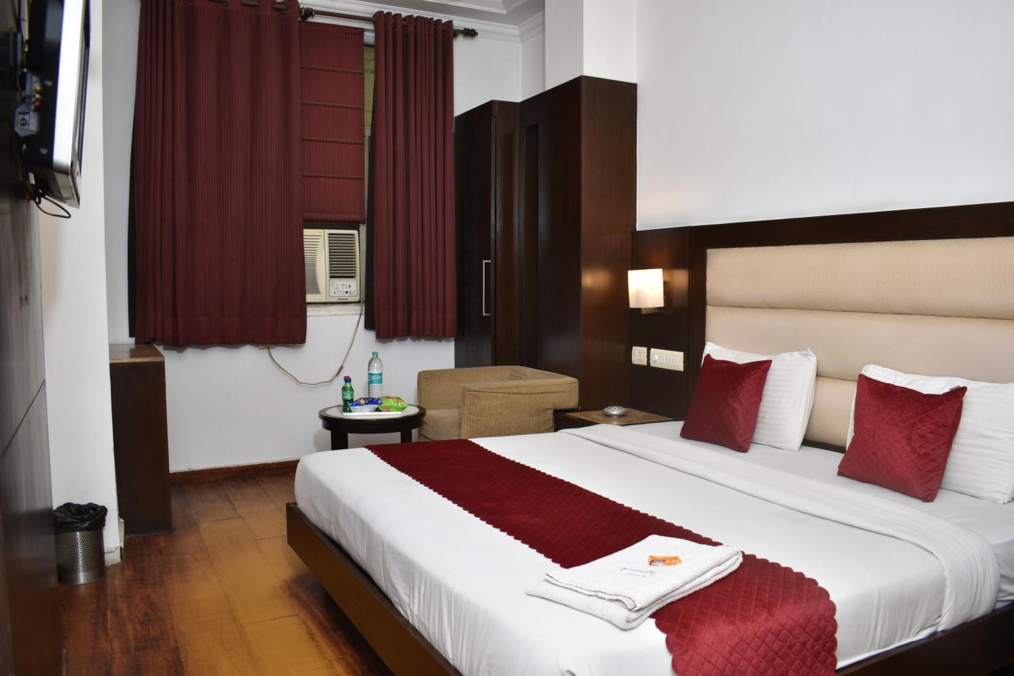Hotel Chanchal Continental - 02 Mins From New Delhi Railway Station Екстериор снимка