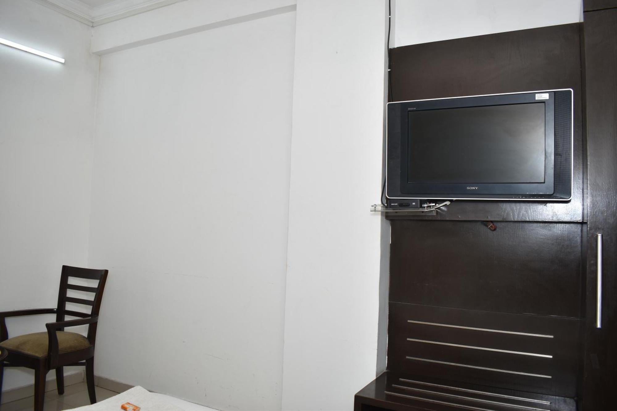 Hotel Chanchal Continental - 02 Mins From New Delhi Railway Station Екстериор снимка